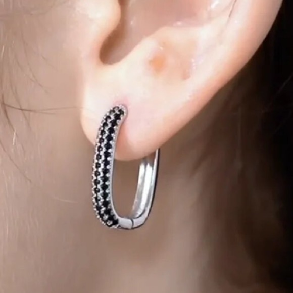 💫 Sterling Silver U shape Hoop Earrings - Picture 5 of 5